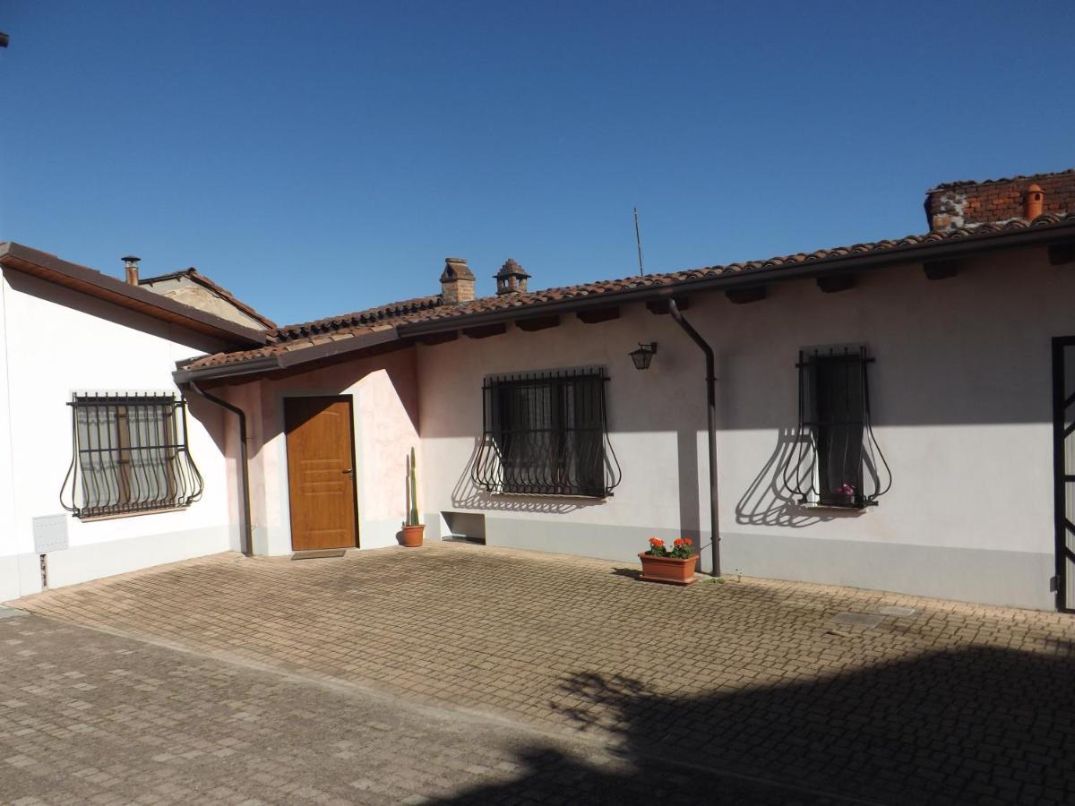 Domus Amica Bed & Breakfast Lu (Piedmont) Exterior photo